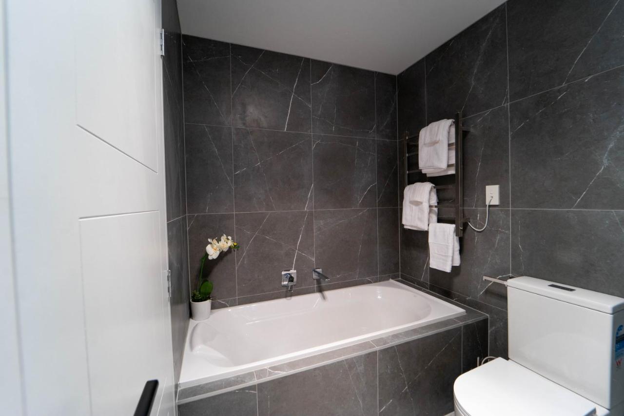 Modern Sunnyhills Town House Villa Auckland Eksteriør bilde