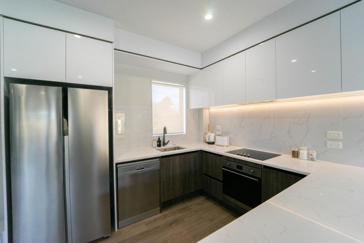 Modern Sunnyhills Town House Villa Auckland Eksteriør bilde