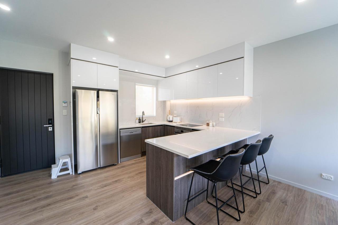 Modern Sunnyhills Town House Villa Auckland Eksteriør bilde