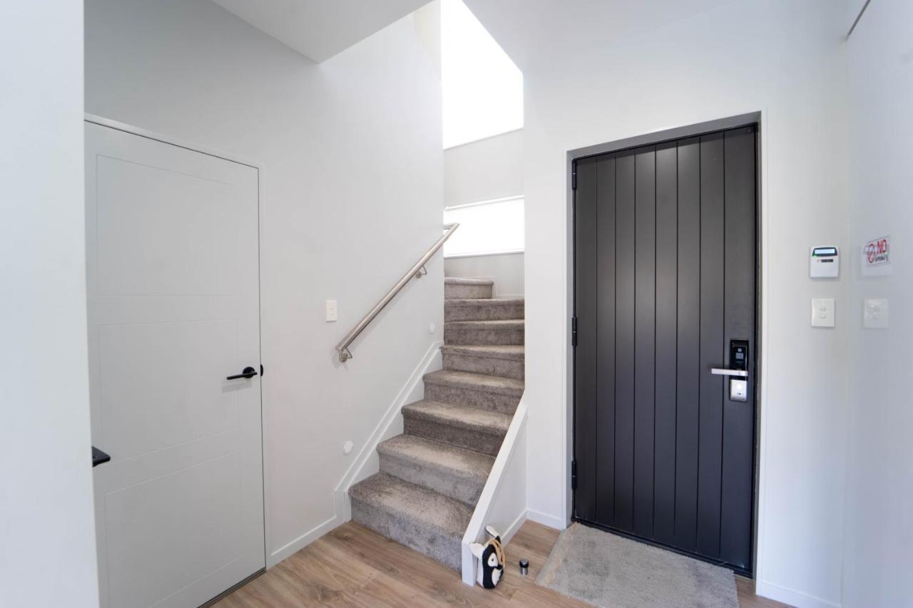 Modern Sunnyhills Town House Villa Auckland Eksteriør bilde
